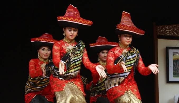 Tari tradisional sumut