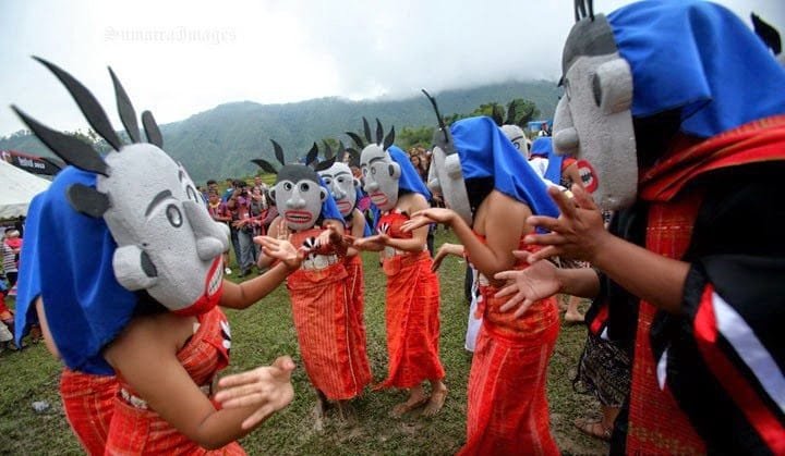 Tari tradisional asal Simalungun