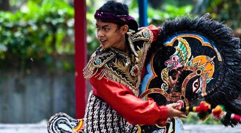 Makna tarian kuda lumping