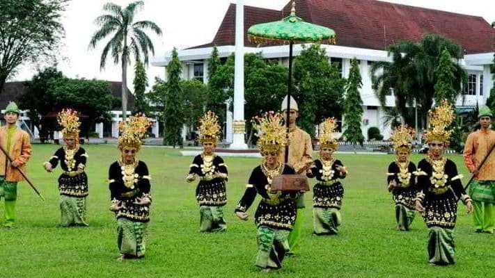 Tari adat sumatera selatan